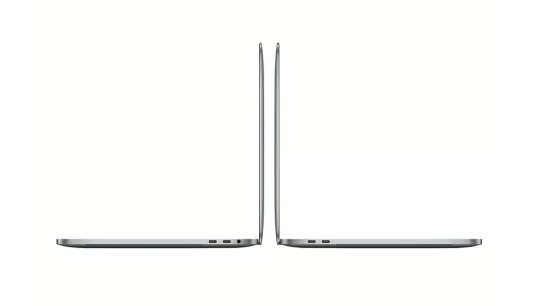 15-inch 16GB RAM 512GB SSD Space Gray Laptop R397408