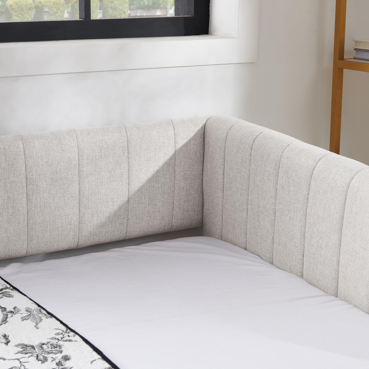 Beige Linen Twin Size Upholstered Daybed with Trundle and Headboard A2826